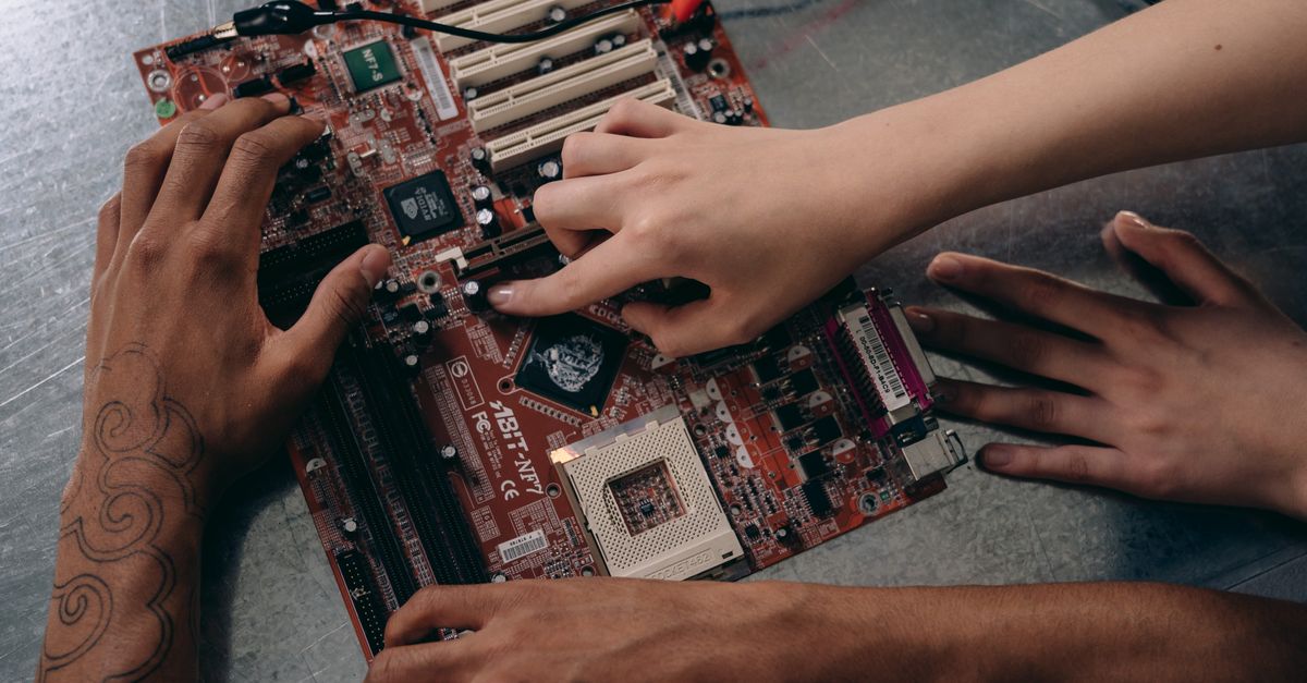 Evaluating the Frequency of System Updates for Different Operating Systems