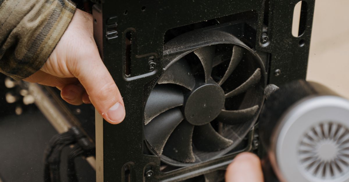 Top Signs Your Computer Has a Virus and How to Remove It