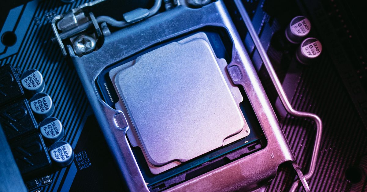 Understanding the Impact of Background Applications on Performance